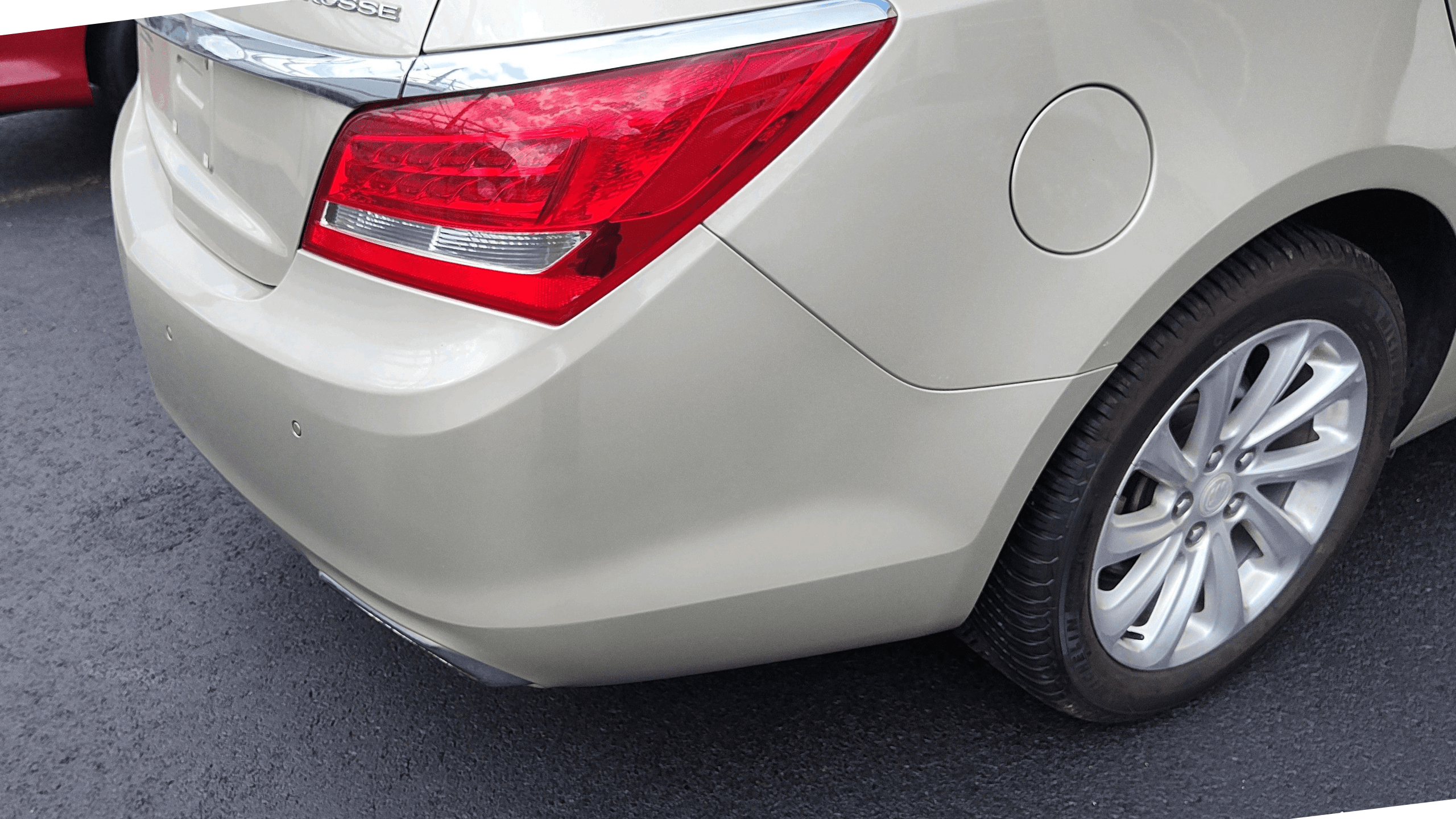 Bumper scratch restoration